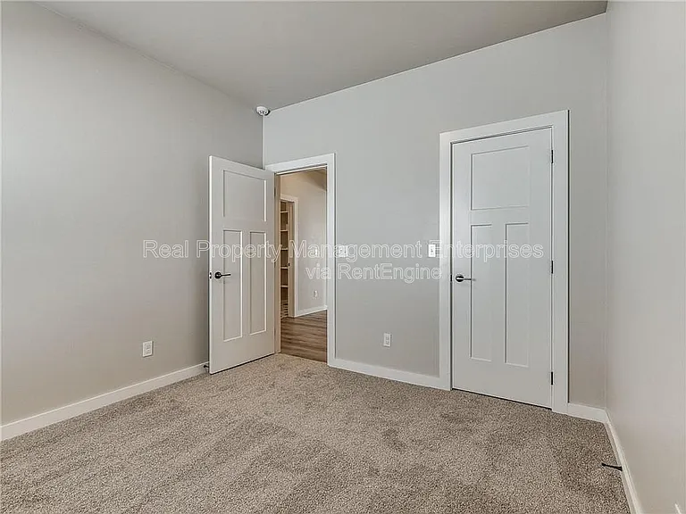 8104 NW 151st Cir — Photo 26