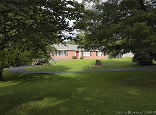1210 Westwood Ln, New Albany, IN 47150