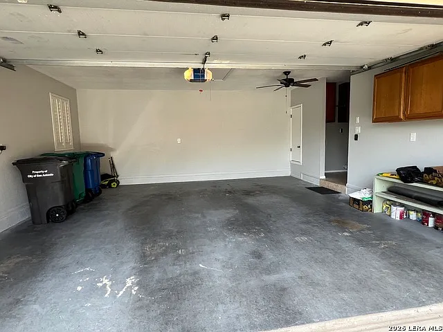 3 bed, 2.0 bath, 1757 sqft, $2,425 — Photo 3