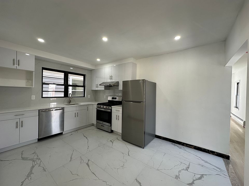 1st image of 408 E 240th St Floor 2