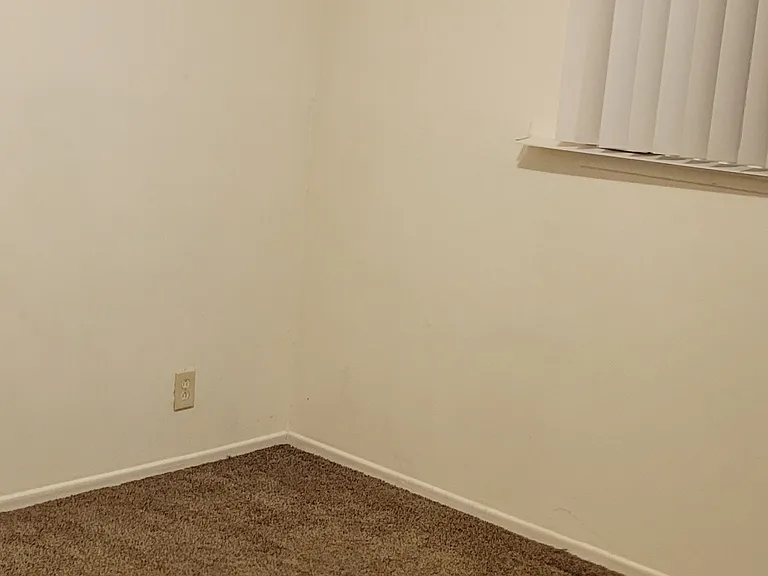 120 E Cortner St #120 — Photo 9