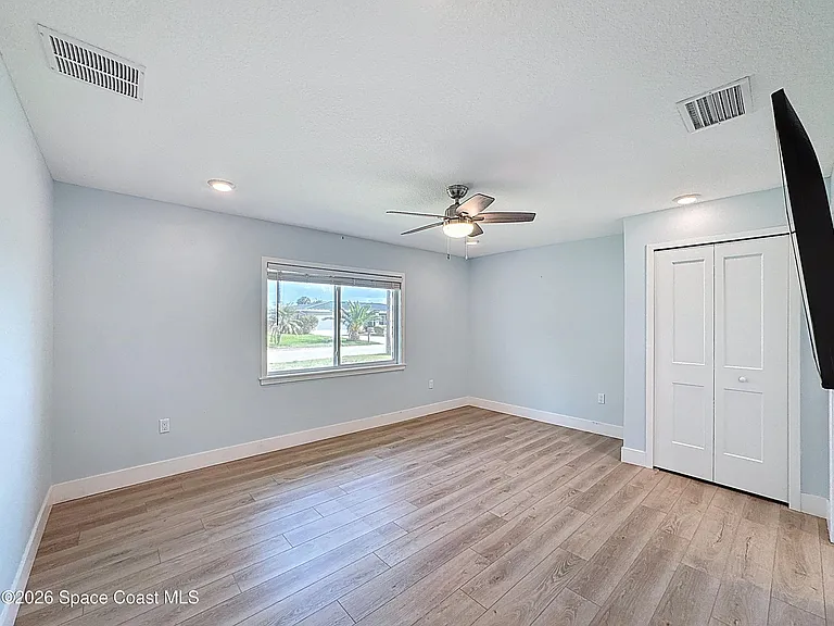 1707 Shore Dr — Photo 18