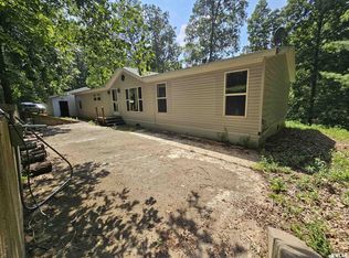 1119 Firecracker Rd, Jacksonville, IL 62650