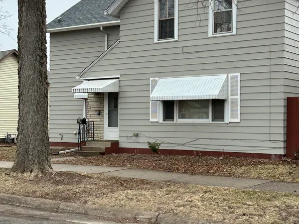 1119 11th St S, La Crosse, WI 54601