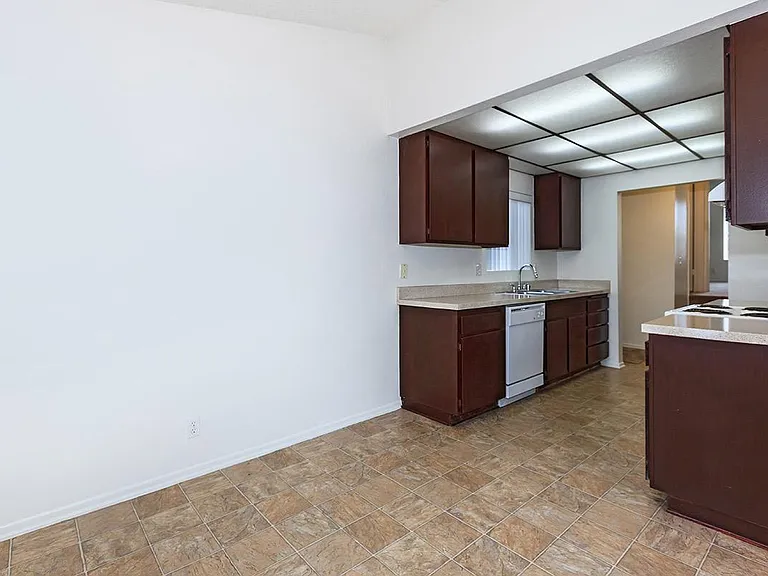 5001 Beach Blvd — Photo 12