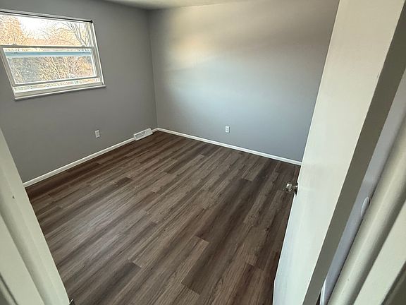 2nd image of 2633 Edelweiss St NE #4