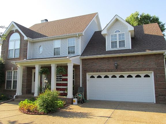 2nd image of 795 Parade Ct
