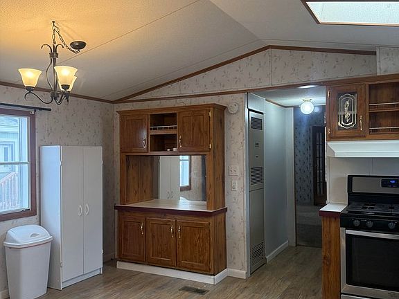 3rd image of 230 N 2nd St #29