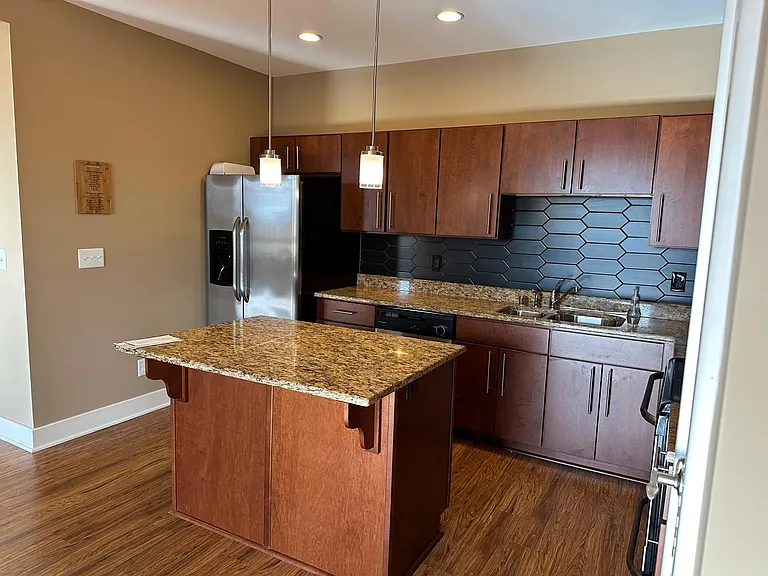 110 S Campbell St #209 — Photo 33