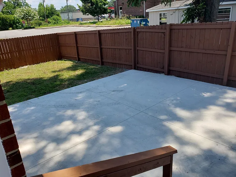 904 Snow St — Photo 20
