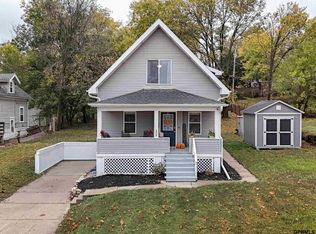 3312 Camden Ave, Omaha, NE 68111