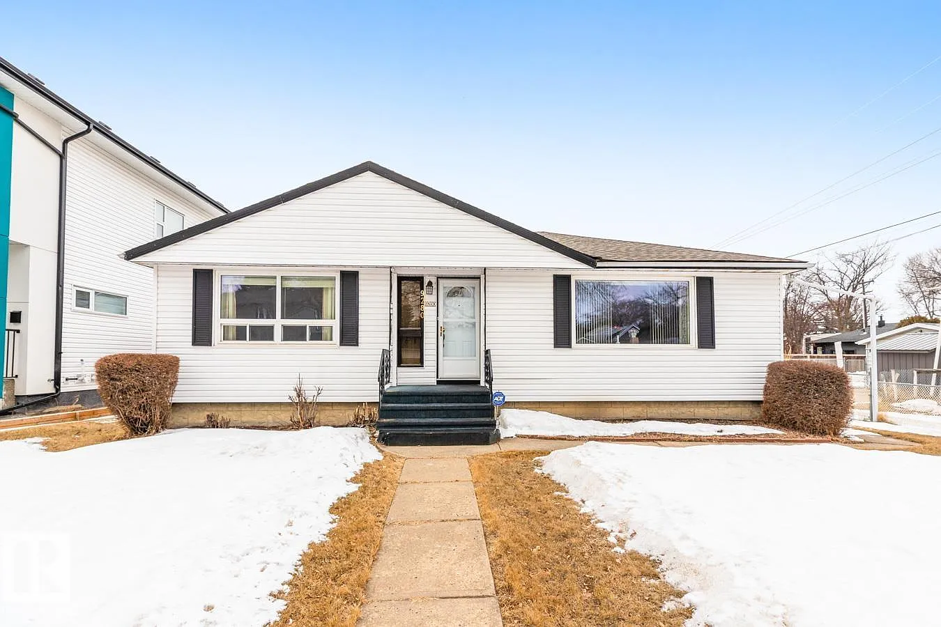 9280 77th St NW photo 1