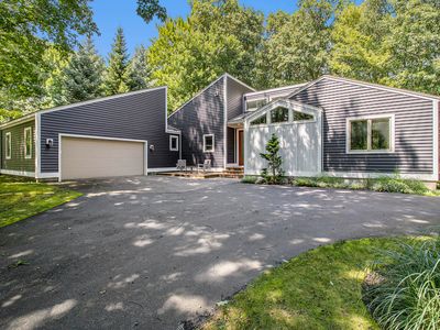 5410 W Oak Ridge Dr, Ludington, MI, 49431