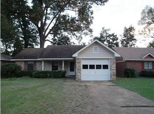 287 Cottonwood Dr, Ridgeland, MS 39157