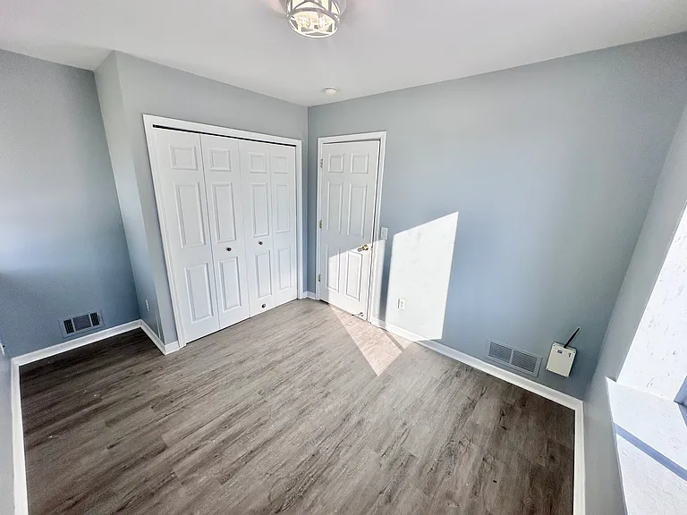 1751 Clara St — Photo 13