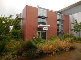 8101 SE Division St, Portland, OR 97215