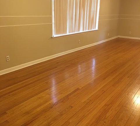 2nd image of 102 Sunny Ln