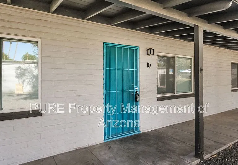 6801 N 17th Ave #10 — Photo 3