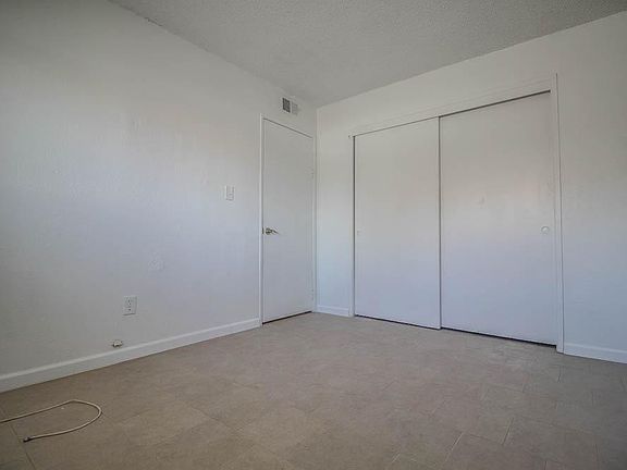 3rd image of 3929 Mitchell Ave