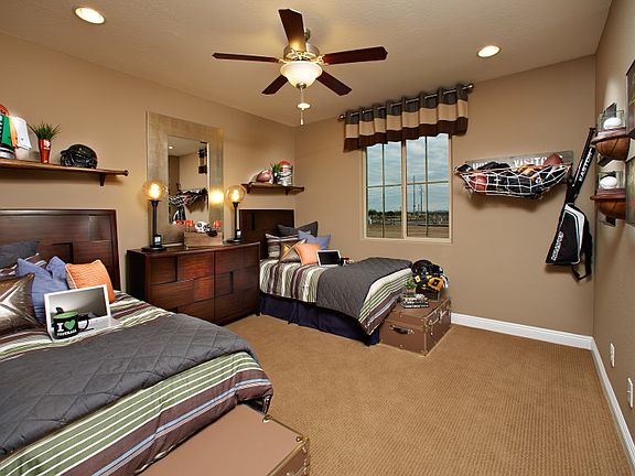 4th image of 1149 W Brangus Way