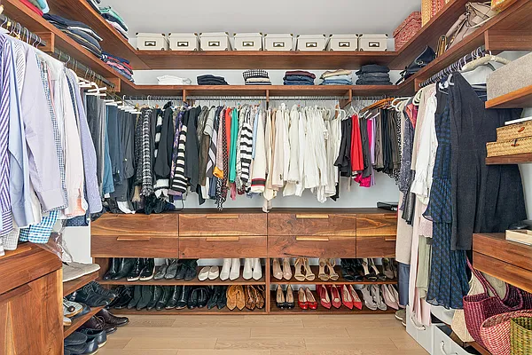 Rented by Corcoran | media 7