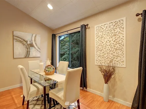 14331 124th Ave NE #C, Kirkland, WA 98034