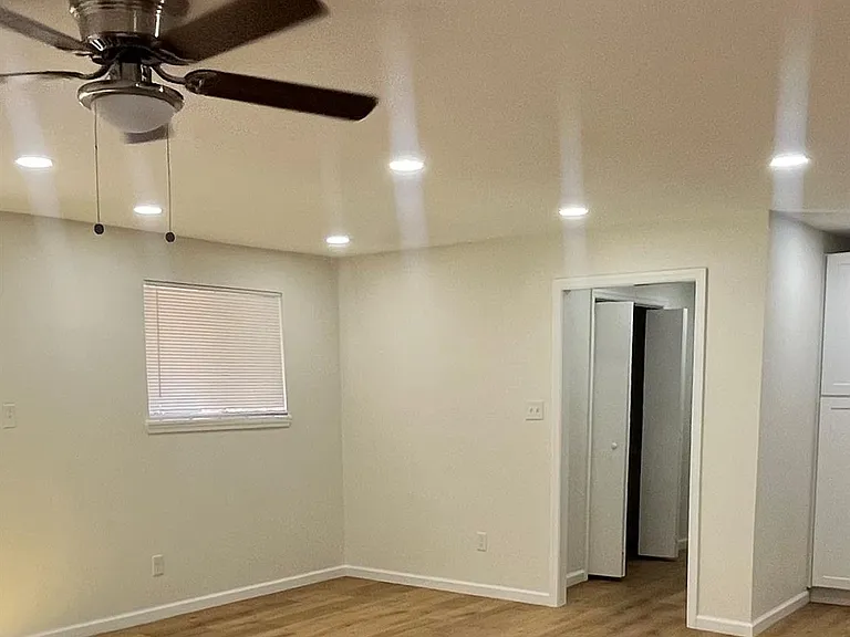 3538 Orange Grove Dr — Photo 9
