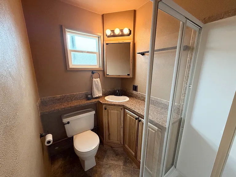 1347 Rainbow Dr — Photo 11