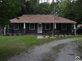 1931 NE Grantville Rd, Topeka, KS 66608