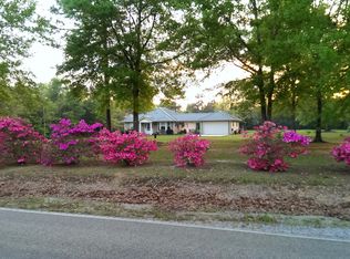 27489 Leetown Rd, Picayune, MS 39466