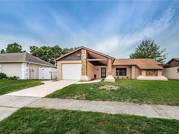 2nd image of 1239 Calamondin Dr