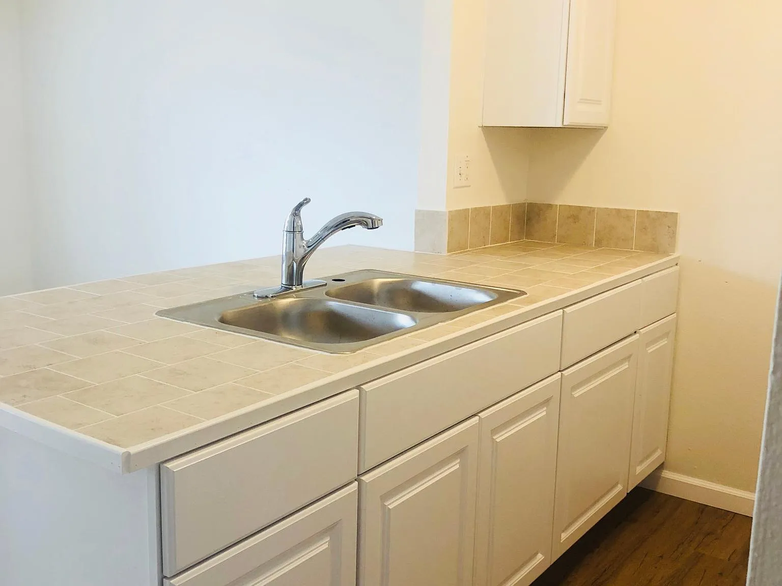 1 bed, 600 sqft, $1,875 — Photo 3