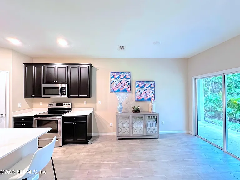 294 Boracay Cir — Photo 5