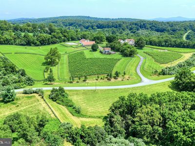 40954 Canter Ln, Paeonian Springs, VA, 20129