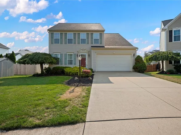 126 Granite Ct, Berea, OH 44017