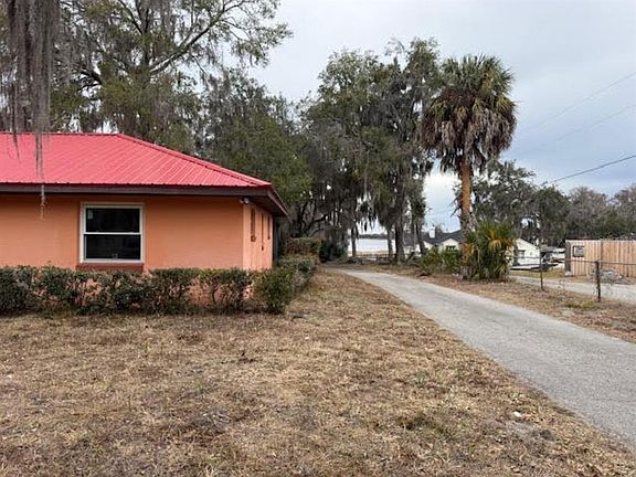 2nd image of 2940 N Brown Point