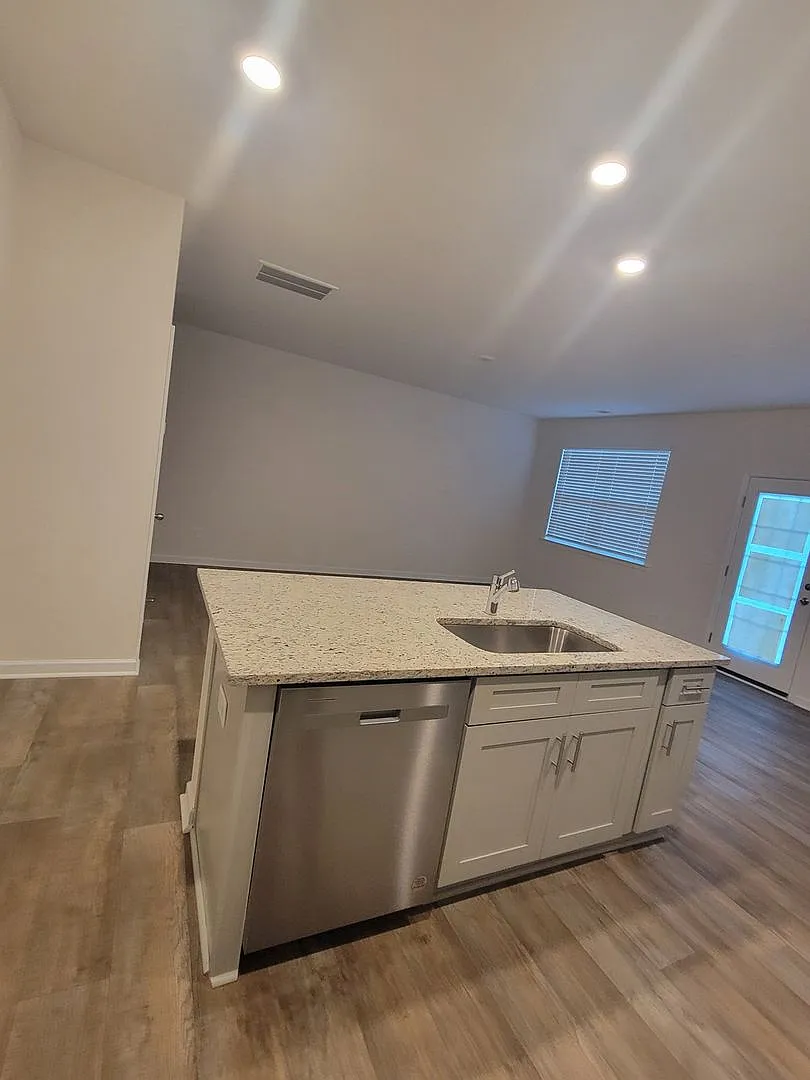 Spacious 4BR Townhome in Greensboro (Reedy Fork Community) — Photo 3