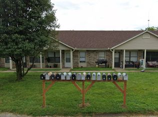 1294 W Ashley Rd #I, Boonville, MO 65233