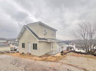 616 Conrad Ave N, Charleroi, PA 15022