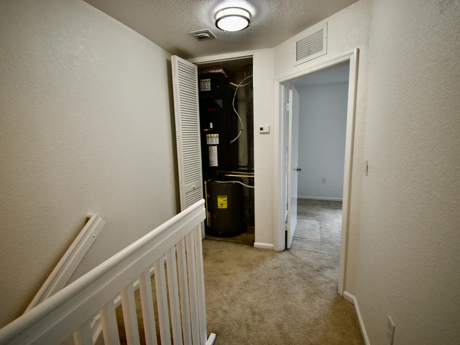 2 bed, 1.5 bath, 1140 sqft, $2,000 — Photo 4
