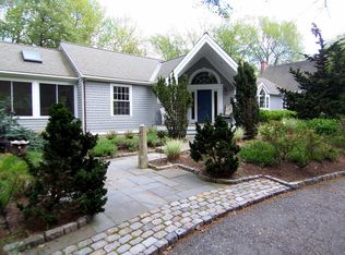471 Ledge Rd, Seekonk, MA 02771