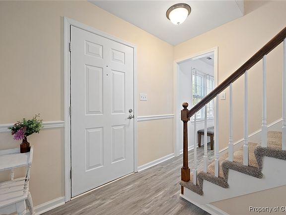 4th image of 106 Chapel Hill Ln