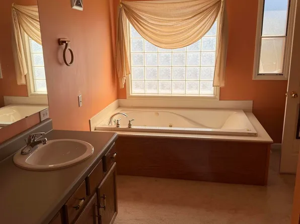 100 Sim Dawson Road, New Bern, NC 28562