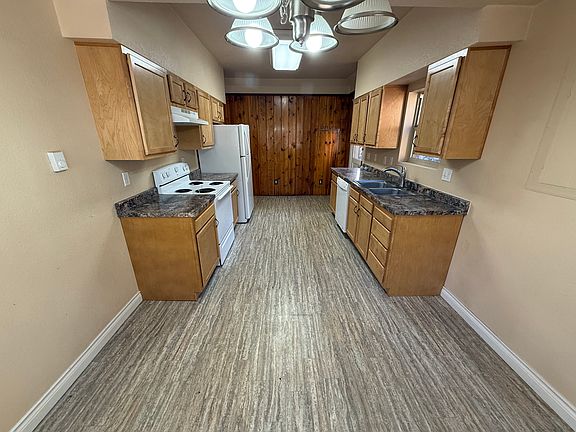 2nd image of 507 Canon Ave #3