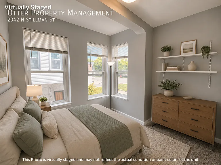 2042 N Stillman St — Photo 3
