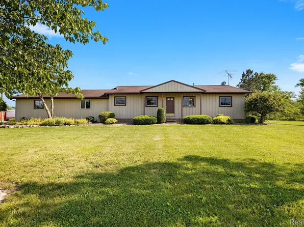 28172 Thirty Mile Rd, Lenox, MI 48050