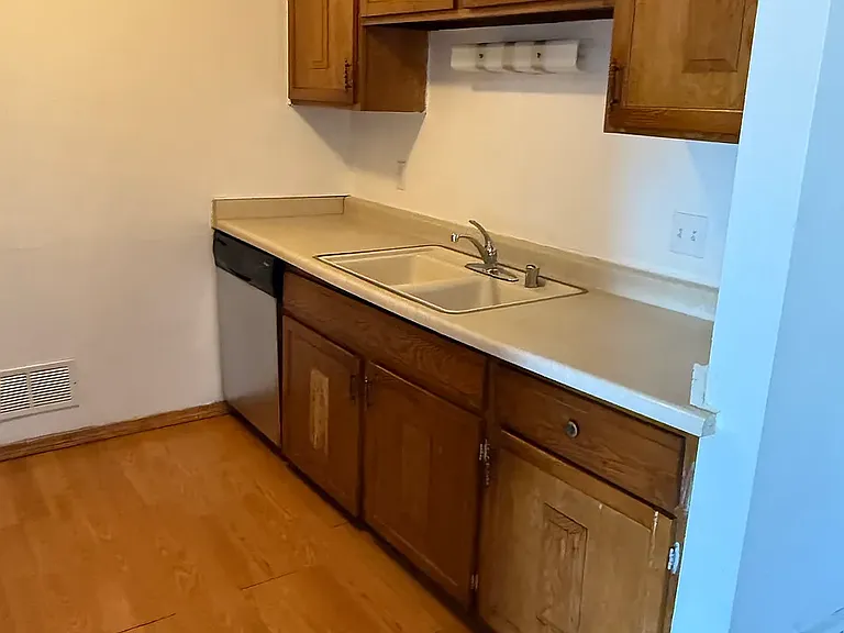 7711 N 60th St #203G — Photo 5