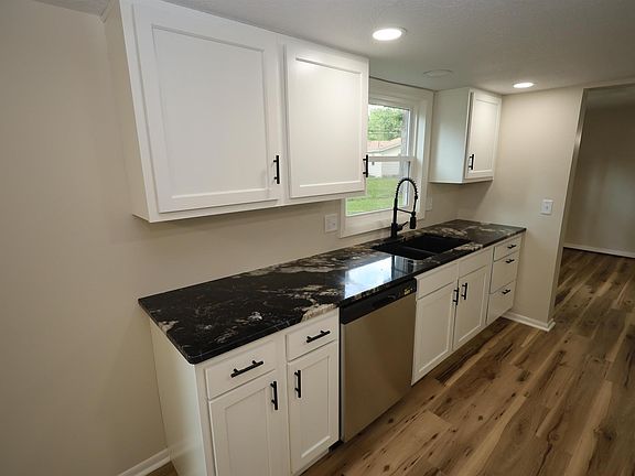 4th image of 5405 Scepter Ct