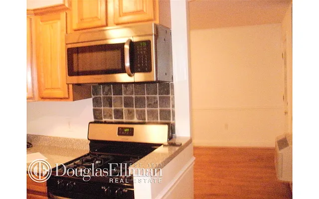 Rented by Douglas Elliman | media 41