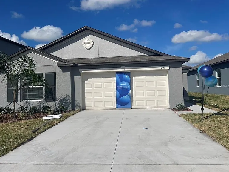 5517 Blue Azure Dr — Photo 1